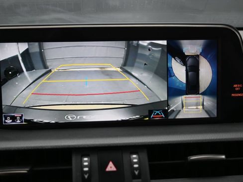 Used 2019 Lexus ES 350 Ultra Luxury w/ Accessory Package 2 FWD image 25