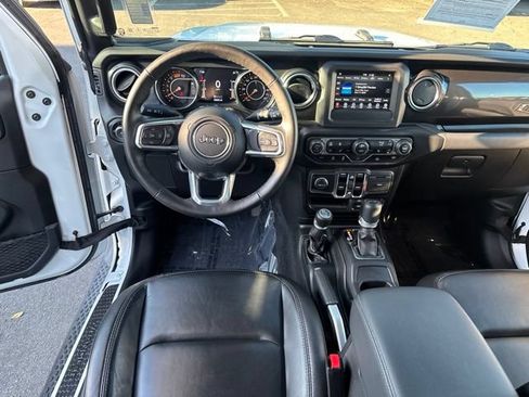 Used 2021 Jeep Wrangler Unlimited Sahara AWD/4WD image 28