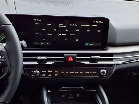 New 2026 Kia Sportage LX FWD image 8