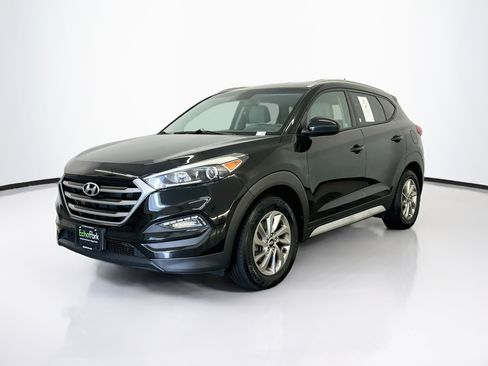 Used 2017 Hyundai Tucson SE w/ SE Popular Package 02 AWD/4WD image 3