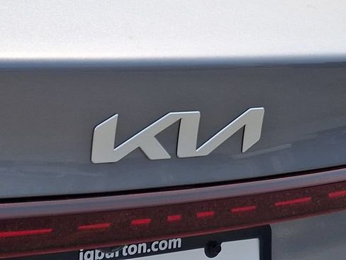 Used 2023 Kia Forte LXS FWD image 29