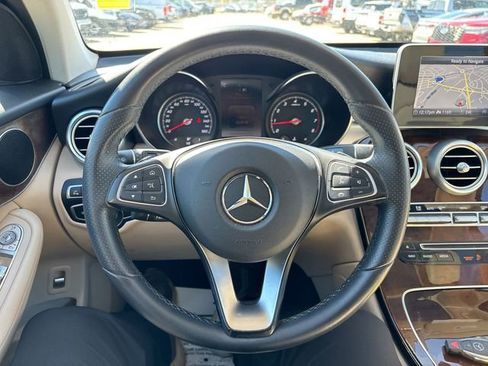 Used 2018 Mercedes-Benz GLC 300 image 33