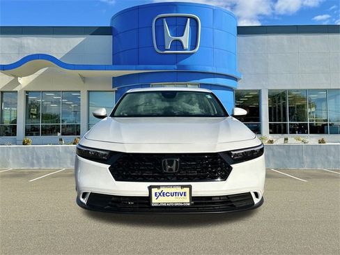 Used 2024 Honda Accord EX image 6