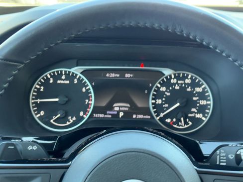 Used 2022 Nissan Pathfinder SV w/ SV Black Package image 14