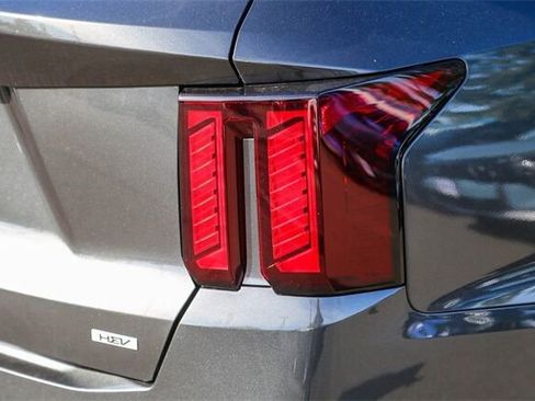 New 2025 Kia Sorento EX w/ EX Panoramic Sunroof Package image 9
