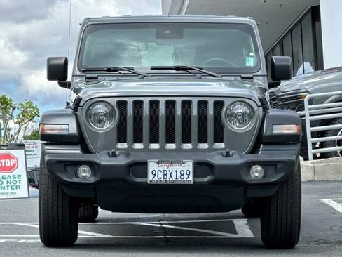 Used 2022 Jeep Wrangler Unlimited Sport AWD/4WD image 6