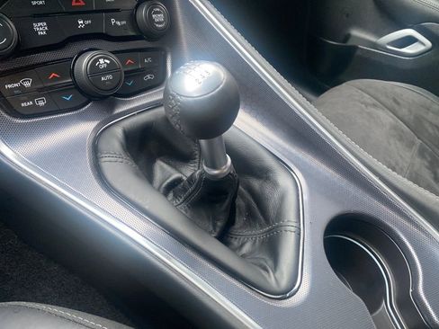 Used 2015 Dodge Challenger R/T Scat Pack image 27