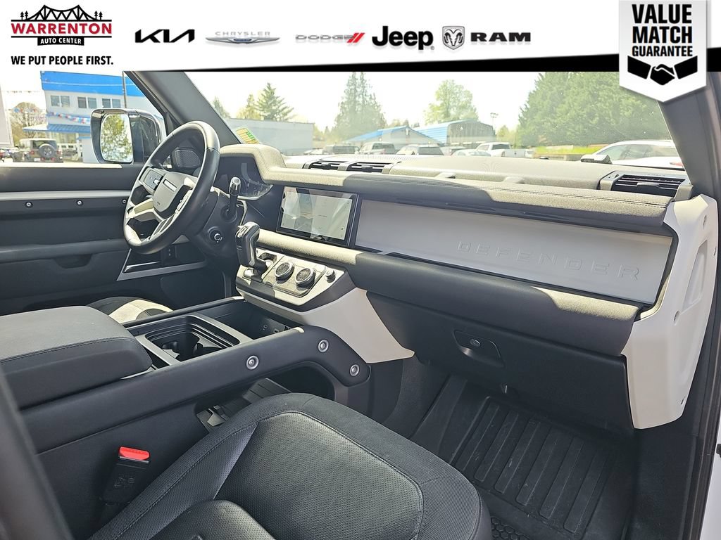 Used 2020 Land Rover Defender 110 SE AWD/4WD image 29