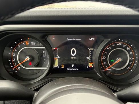 New 2026 Jeep Gladiator Rubicon AWD/4WD image 17