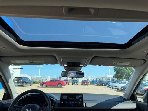 New 2026 Honda CR-V EX image 9