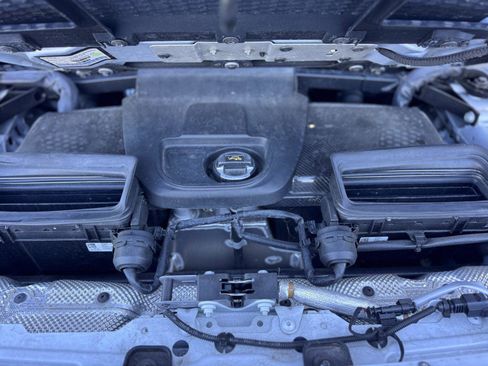 Certified 2023 Audi R8 V10 performance AWD/4WD image 19