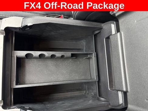 Used 2021 Ford F250 Lariat w/ Lariat Ultimate Package image 18