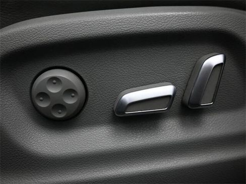 Used 2018 Audi Q3 2.0T Premium image 13