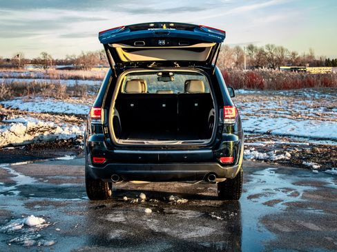 Used 2014 Jeep Grand Cherokee Limited image 13