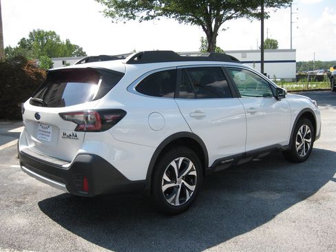 Used 2022 Subaru Outback Limited w/ Popular Package #2 AWD/4WD image 4