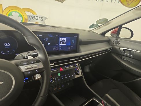 Used 2024 Hyundai Sonata SEL w/ Convenience Package FWD image 26