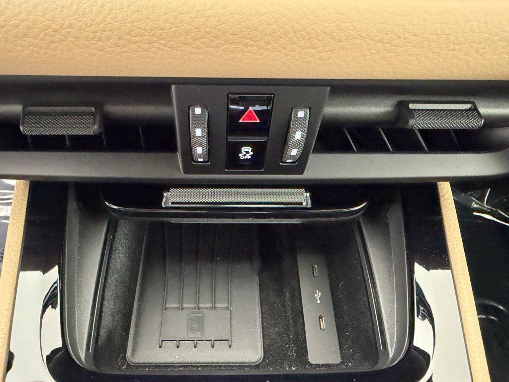 Certified 2024 Porsche Cayenne S AWD/4WD image 36