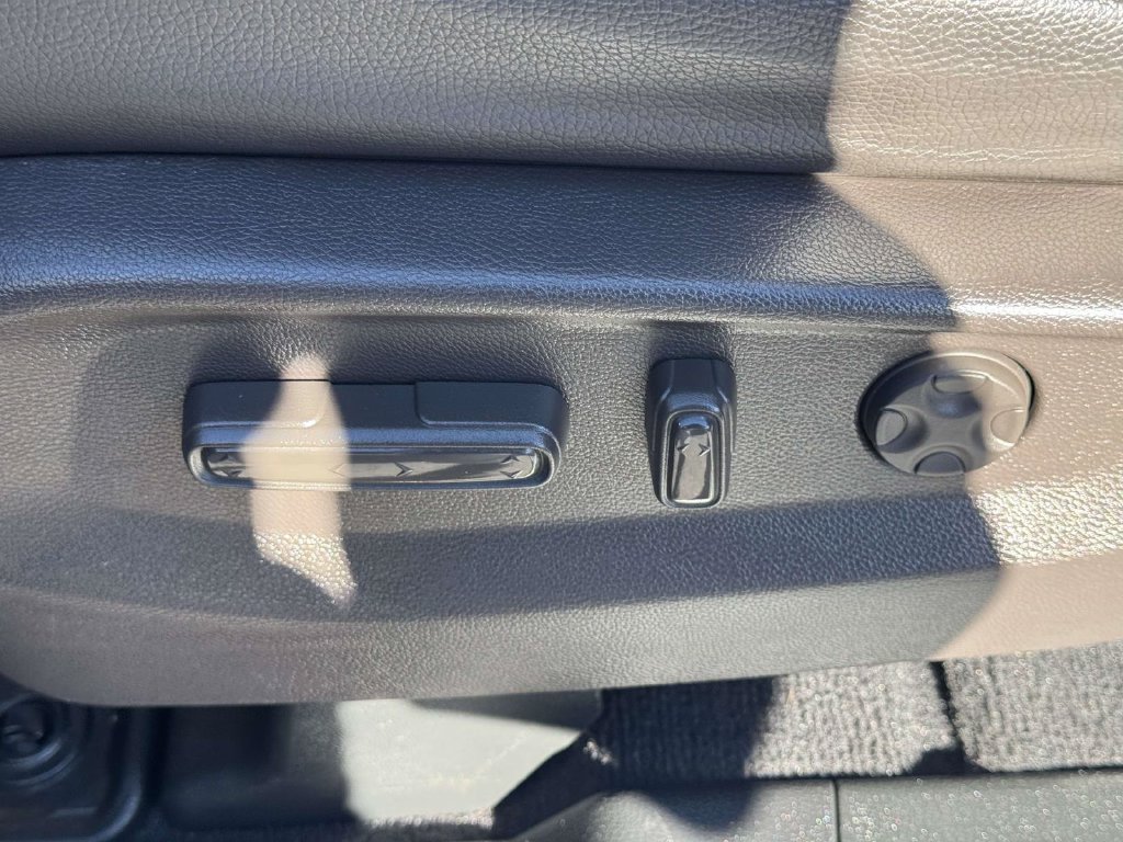 Used 2018 Honda Odyssey EX-L image 16