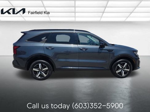 Certified 2021 Kia Sorento EX w/ Panoramic Sunroof Package AWD/4WD image 6