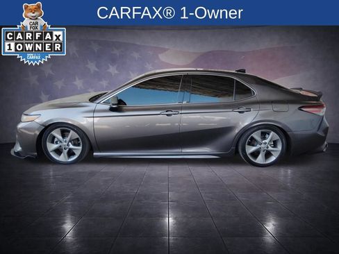 Used 2019 Toyota Camry XSE w/ Carpet Mat Package FWD image 2