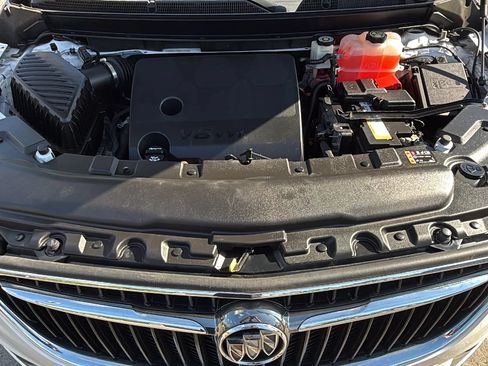Used 2019 Buick Enclave Essence AWD/4WD image 23