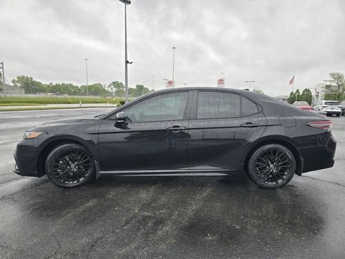 Used 2022 Toyota Camry SE AWD/4WD image 11