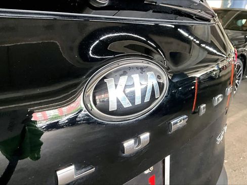Used 2021 Kia Telluride SX w/ Towing Package FWD image 30
