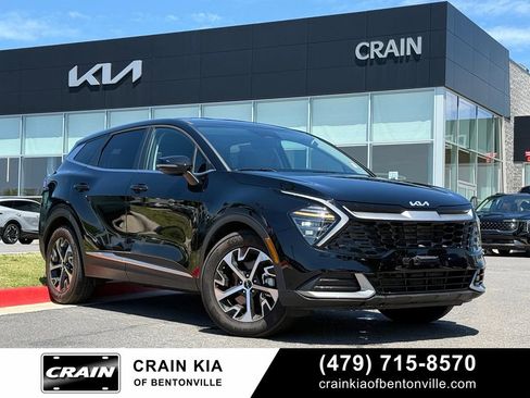 Certified 2025 Kia Sportage EX FWD image 1