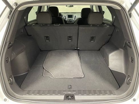 Used 2024 Chevrolet Equinox LT AWD/4WD image 24