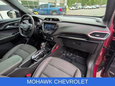 Used 2023 Chevrolet TrailBlazer RS w/ Sun and Liftgate Package AWD/4WD image 31