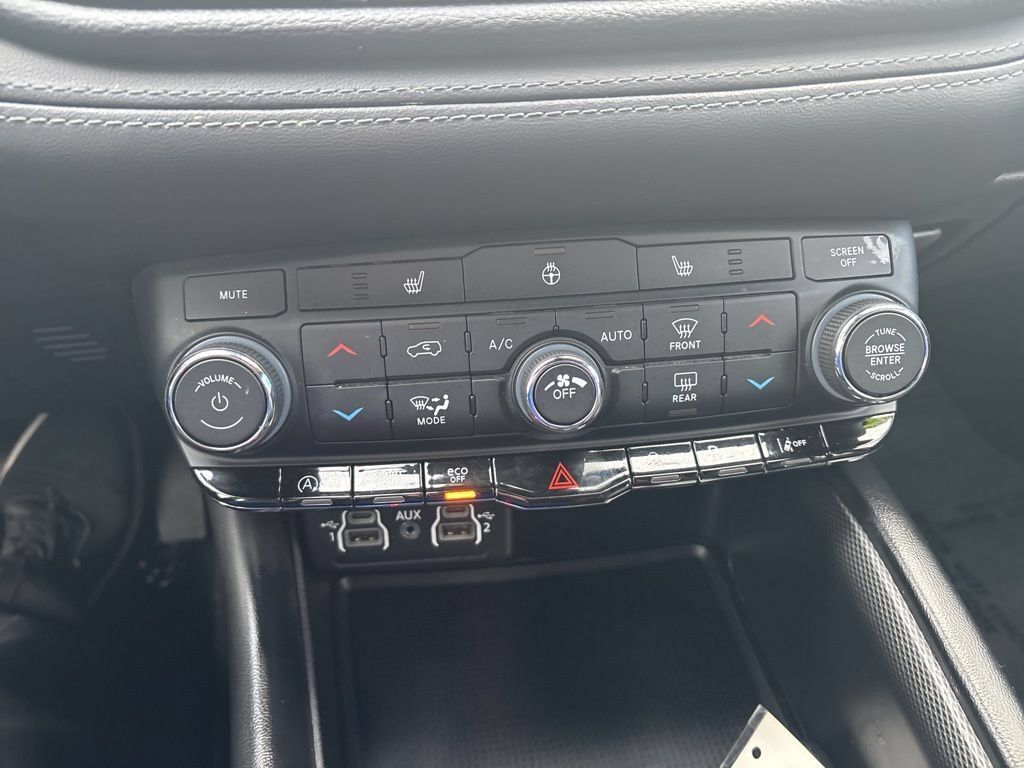 Used 2022 Dodge Durango GT AWD/4WD image 36