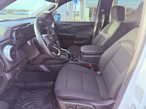 Used 2024 Chevrolet Colorado LT w/ LT Convenience Package II image 12