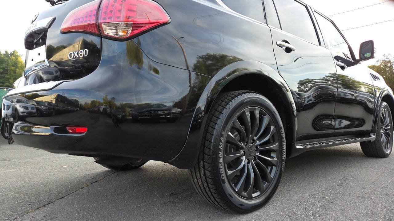 Used 2015 INFINITI QX80 4WD w/ Deluxe Technology Package image 17