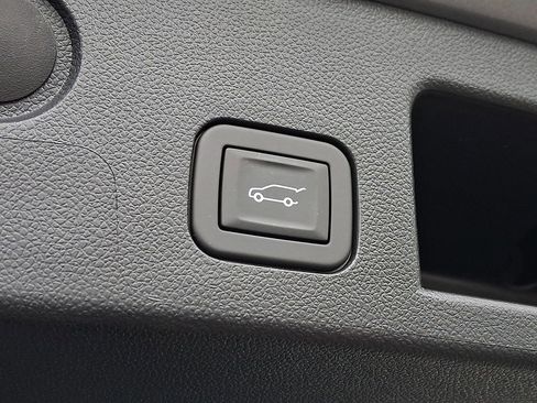 Used 2026 Chevrolet Equinox LT w/ Convenience Package II image 30