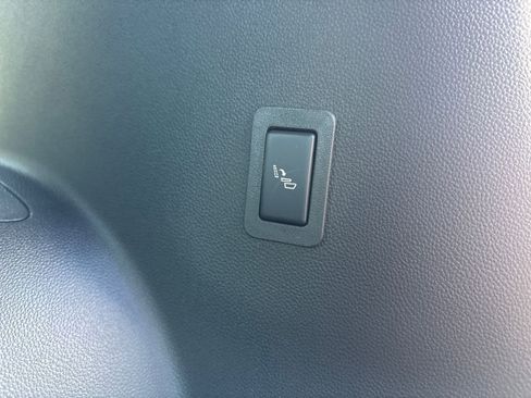 New 2026 GMC Yukon XL Elevation image 28