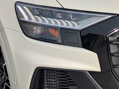 Used 2023 Audi Q8 Premium Plus w/ Premium Plus Package image 25