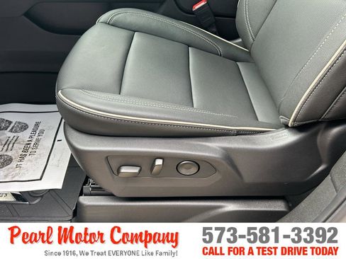 New 2026 Chevrolet Tahoe Premier w/ Sun And Tow Package AWD/4WD image 10