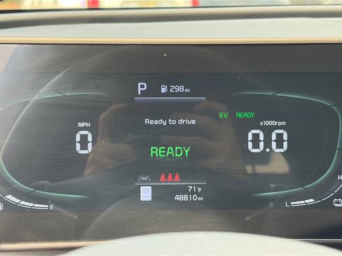 Used 2023 Kia Sportage EX AWD/4WD image 10