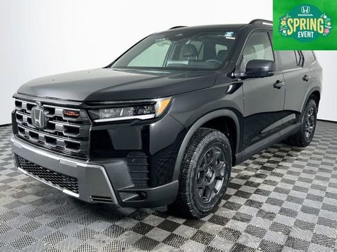 New 2026 Honda Pilot TrailSport image 2