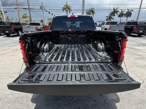 Used 2025 RAM 1500 Big Horn RWD image 15
