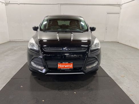 Used 2016 Ford Escape SE image 2