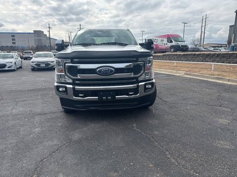 Used 2021 Ford F250 XLT w/ XLT Premium Package image 8