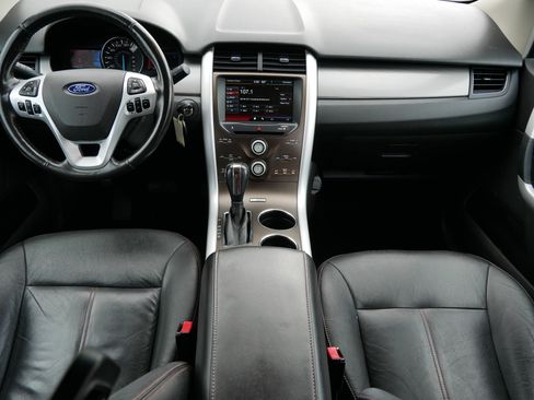 Used 2013 Ford Edge SEL FWD image 10