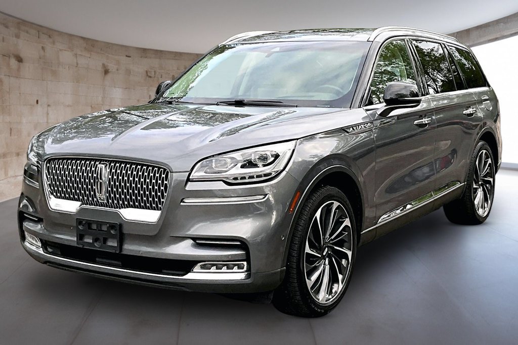 Used 2022 Lincoln Aviator Reserve w/ Equipment Group 201A AWD/4WD image 13