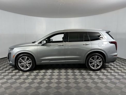 Used 2024 Cadillac XT6 Premium Luxury image 8