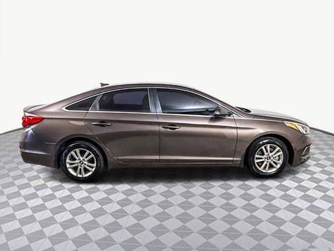 Used 2017 Hyundai Sonata ECO image 11