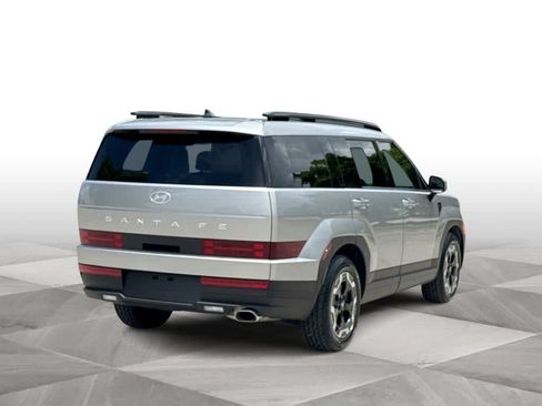 Used 2024 Hyundai Santa Fe SEL FWD image 8