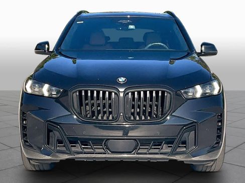 Used 2024 BMW X5 xDrive40i w/ M Sport Package AWD/4WD image 4
