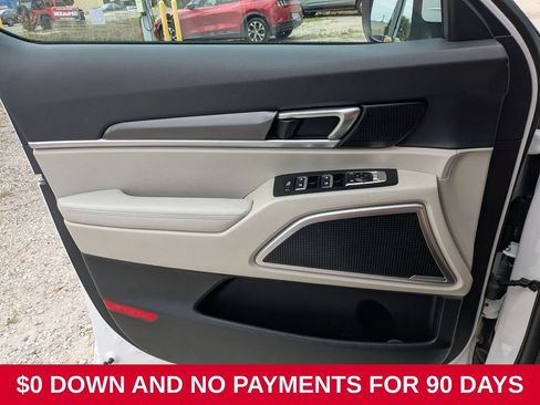 Used 2025 Kia Telluride S FWD image 11