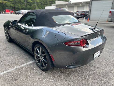 Used 2019 MAZDA MX-5 Miata Grand Touring w/ GT-S Package RWD image 5